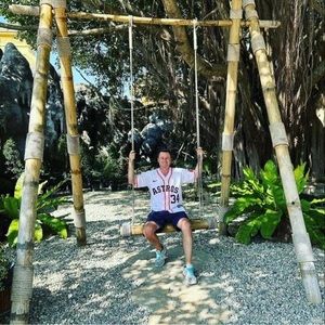 Meet your Posher, Taylor